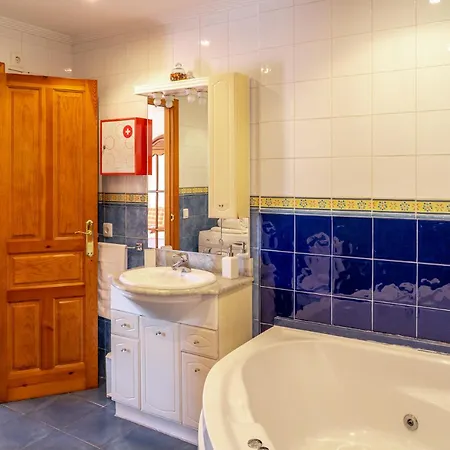 Casa Monterriundo I Y Monterriundo Ii * 康达